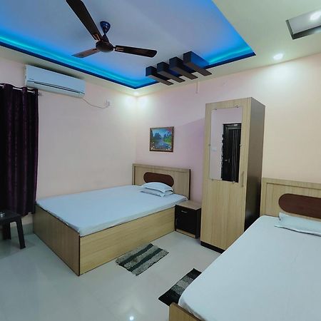 Gulab Lodge Siliguri Exteriör bild