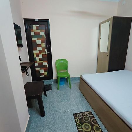Gulab Lodge Siliguri Exteriör bild