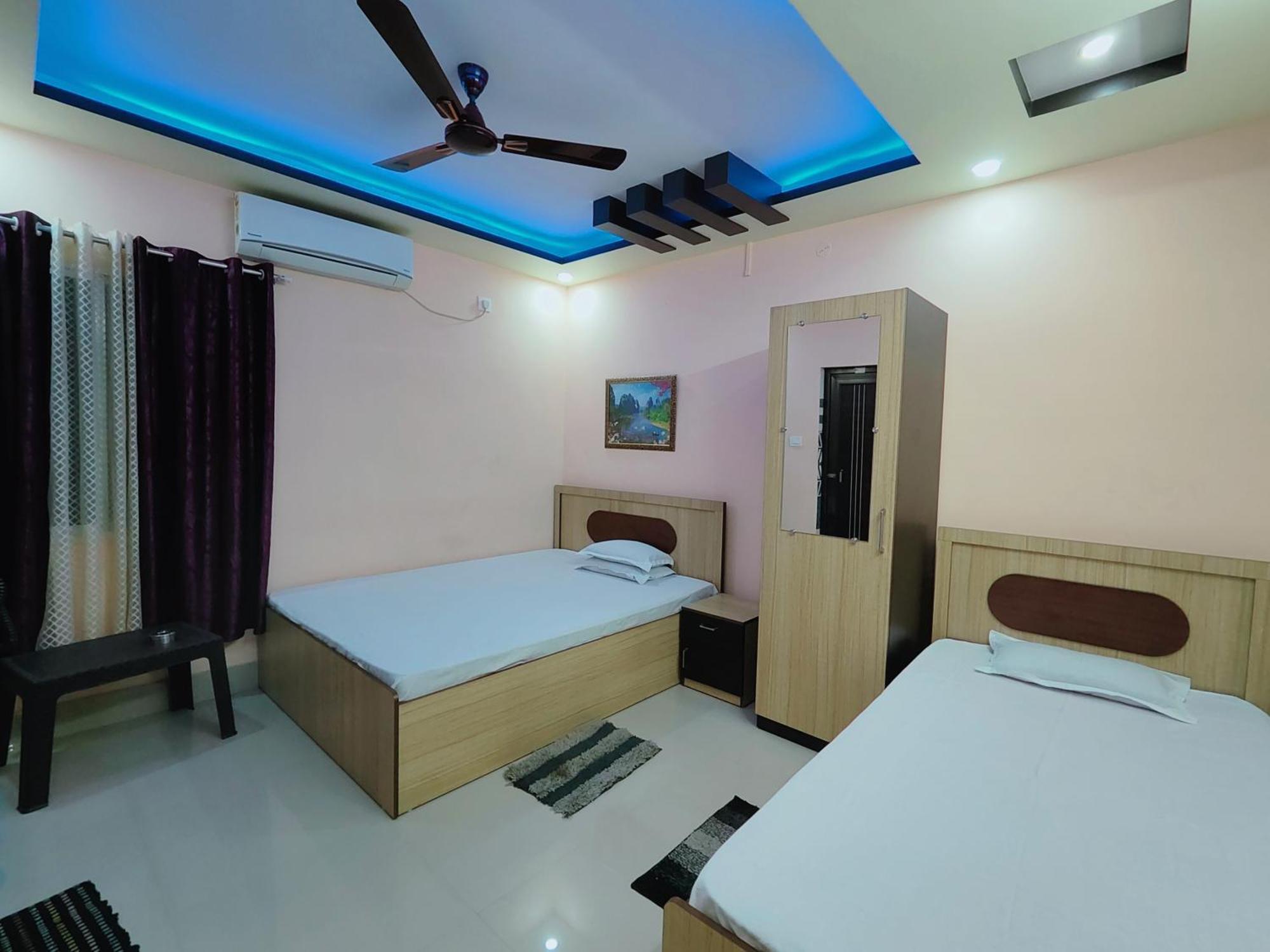 Gulab Lodge Siliguri Exteriör bild