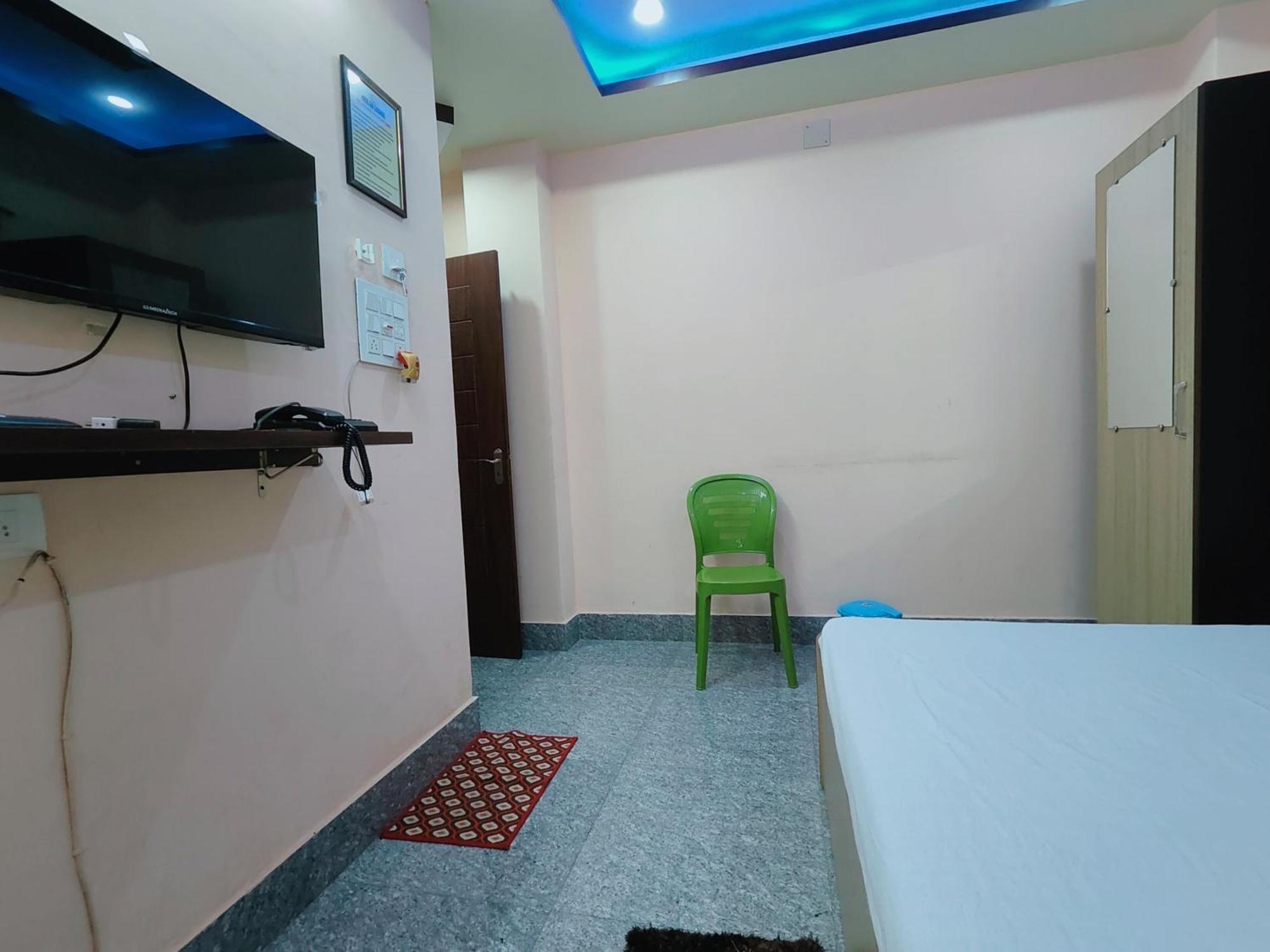 Gulab Lodge Siliguri Exteriör bild