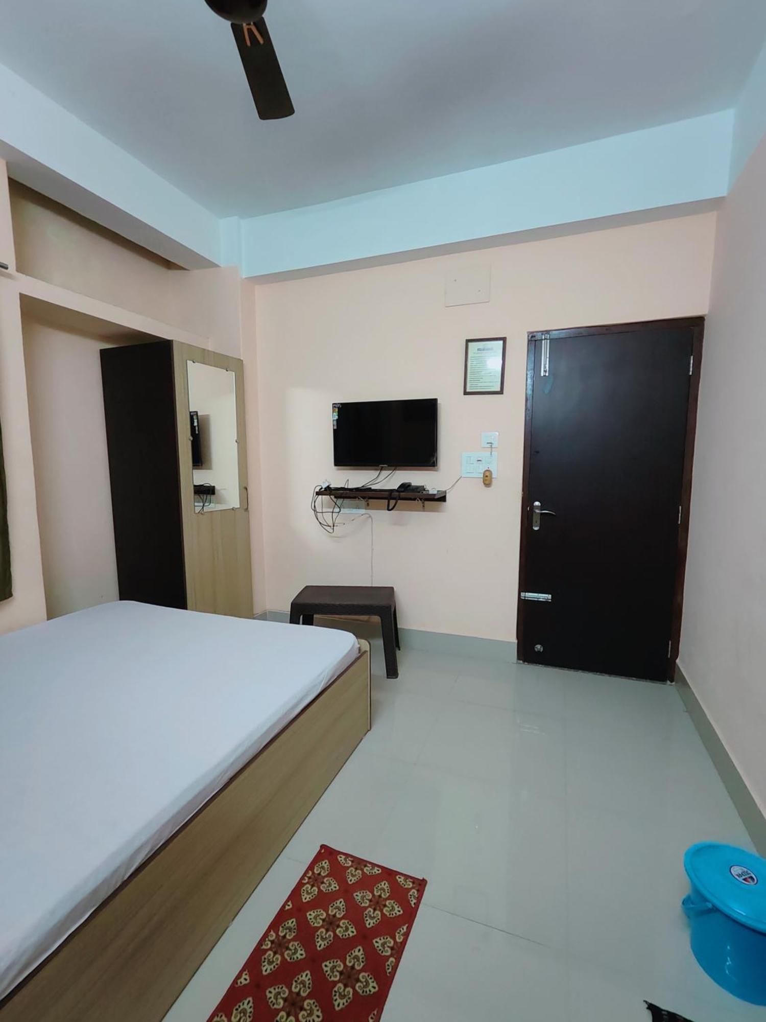 Gulab Lodge Siliguri Exteriör bild