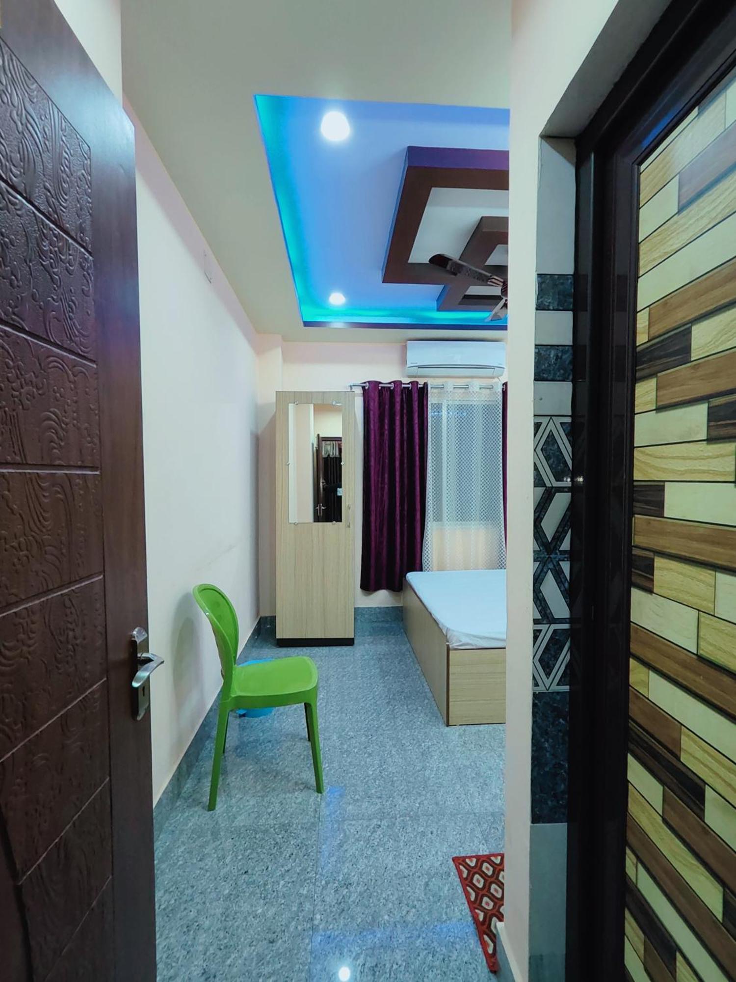 Gulab Lodge Siliguri Exteriör bild